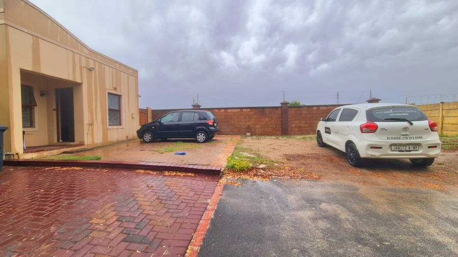To Let 2 Bedroom Property for Rent in Bardale Village Western Cape